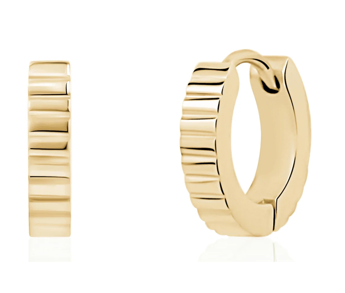 BOUCLES HUGGIES EN ACIER À MOTIF LIGNÉE - AZ SSE189G - AREZZO BOUCLES HUGGIES EN ACIER À MOTIF LIGNÉE - AZ SSE189G - AREZZO