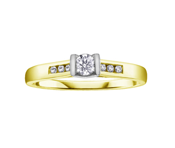 BAGUE EN OR 14K SERTIE D'UN DIAMANT CANADIEN ET DE DIAMANTS - CR AM130Y20 - DIAMANT CANADIEN BAGUE EN OR 14K SERTIE D'UN DIAMANT CANADIEN ET DE DIAMANTS - CR AM130Y20 - DIAMANT CANADIEN