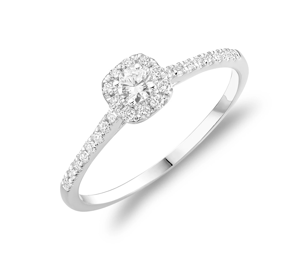 BAGUE EN OR 10K SERTIE DE DIAMANTS BAGUE EN OR 10K SERTIE DE DIAMANTS
