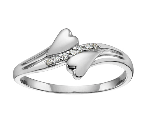 BAGUE 2 COEURS EN OR 10K BLANC SERTIE DE DIAMANTS BAGUE 2 COEURS EN OR 10K BLANC SERTIE DE DIAMANTS