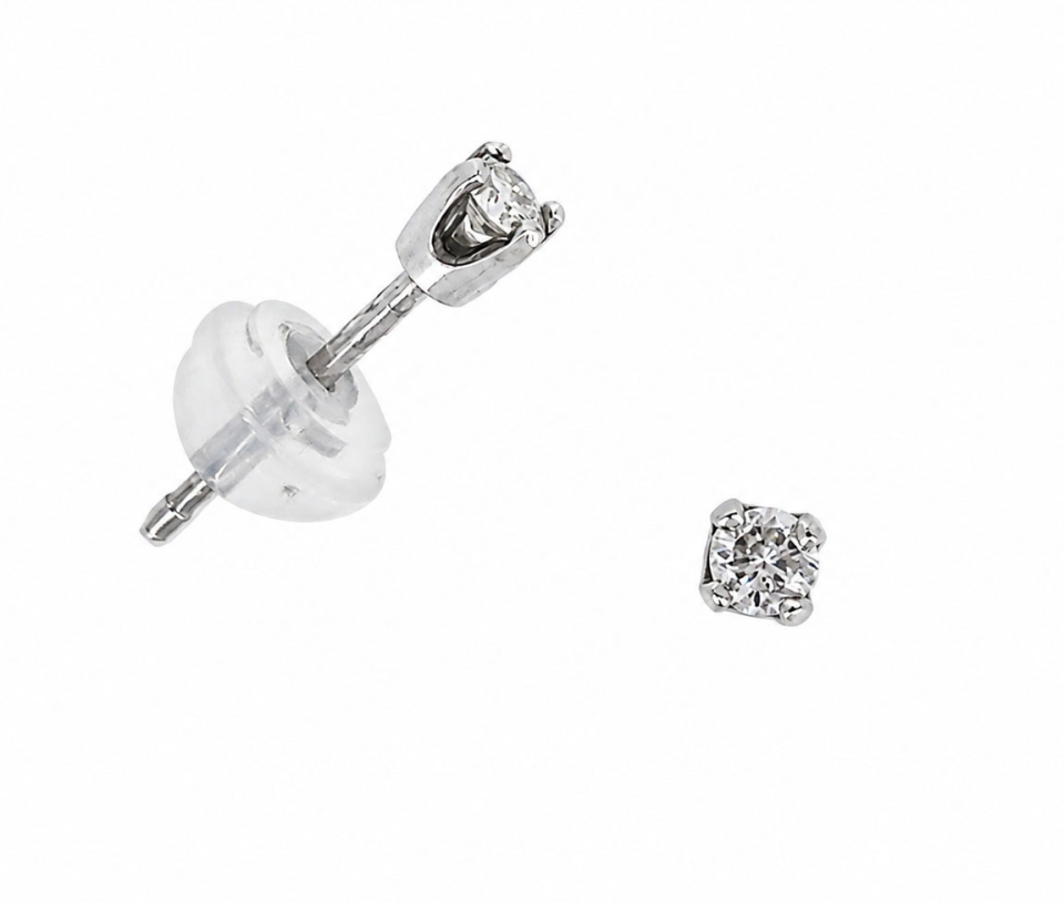 BOUCLES AVEC DIAMANTS BOUCLES AVEC DIAMANTS