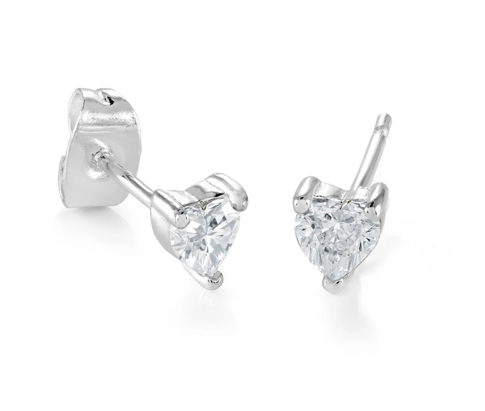 BOUCLES CUBIQUES EN COEUR BOUCLES CUBIQUES EN COEUR