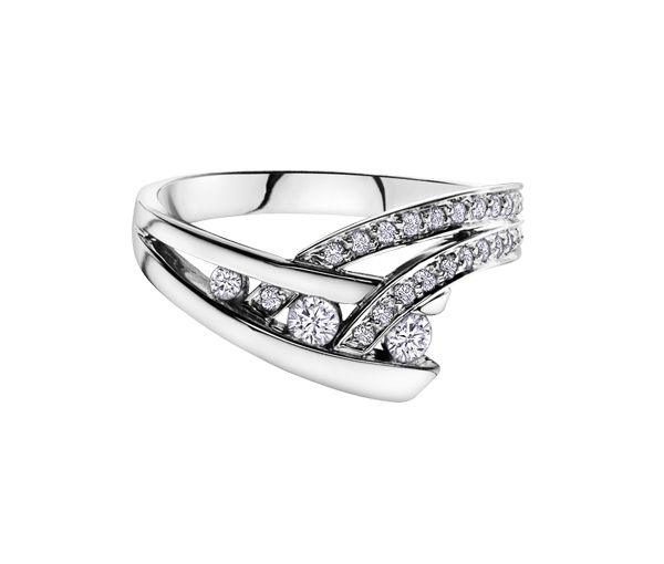 BAGUE EN OR 10K BLANC SERTIE DE DIAMANTS - CR DD2298 - BIJOUX CANADIEN