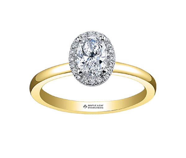 BAGUE EN OR 18K/PALLADIUM SERTIE D'UN DIAMANT CANADIEN OVAL ET DE DIAMANTS - CR ML858Y35 - BIJOUX CANADIEN