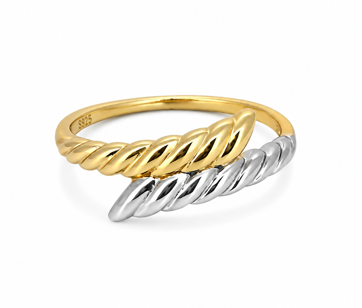 BAGUE CORDELETTE CROISÉE - SC SR25043WD - BIJOUX D'IMPORTATION