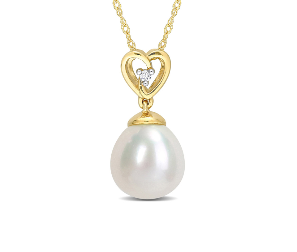 PENDENTIF EN OR JAUNE SERTI D'UN DIAMANT ET D'UNE PERLE D'EAU DOUCE OBLONG - DM FC2C59 - PERLE D'IMPORTATION