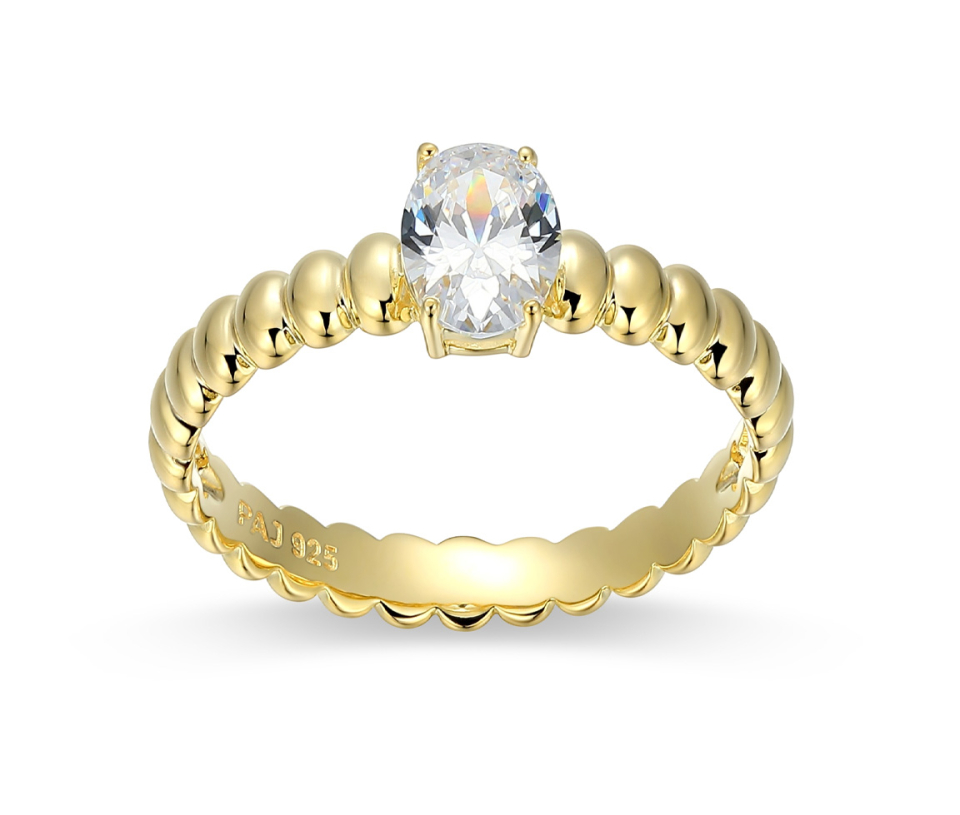 BAGUE REIGN AVEC CUBIQUE OVAL