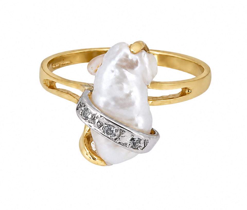 BAGUE AVEC UN PERLE D'EAU DOUCE BLISTER ET DIAMANTS
